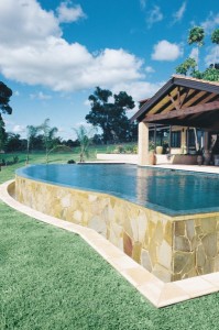 Piscina Lindsay Orobica